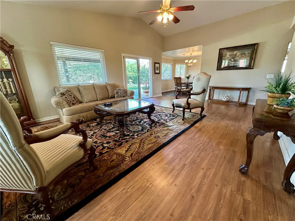 23856 Outrigger, Canyon Lake, California 92587 home-pic-26