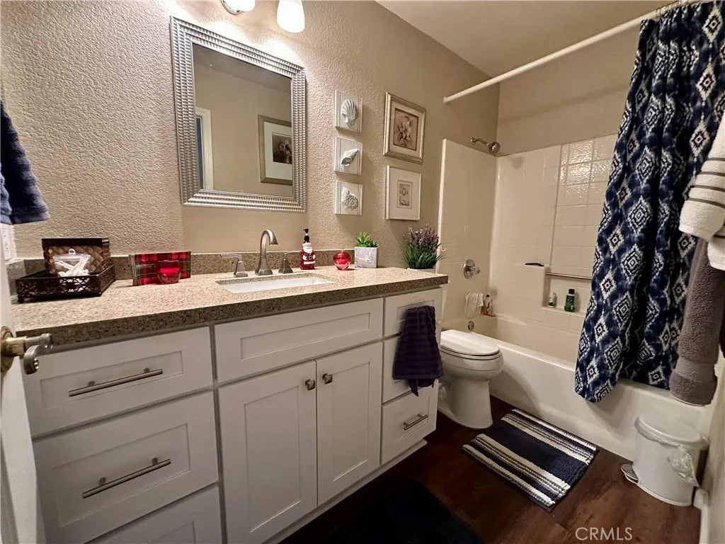23856 Outrigger, Canyon Lake, California 92587 home-pic-51