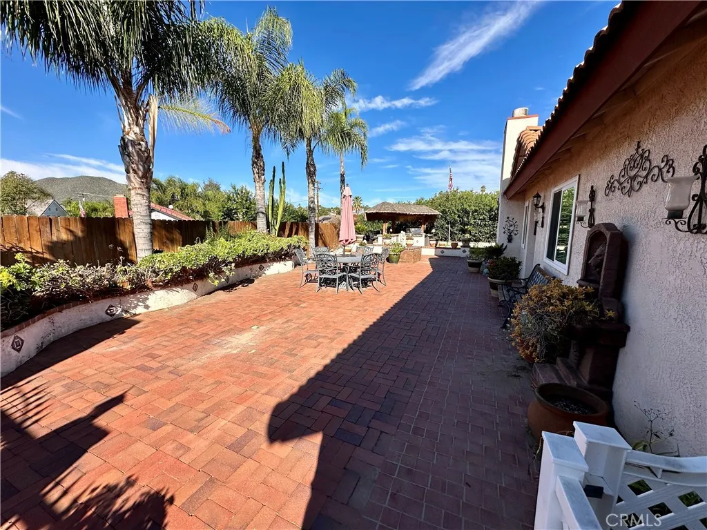 23856 Outrigger, Canyon Lake, California 92587 home-pic-11