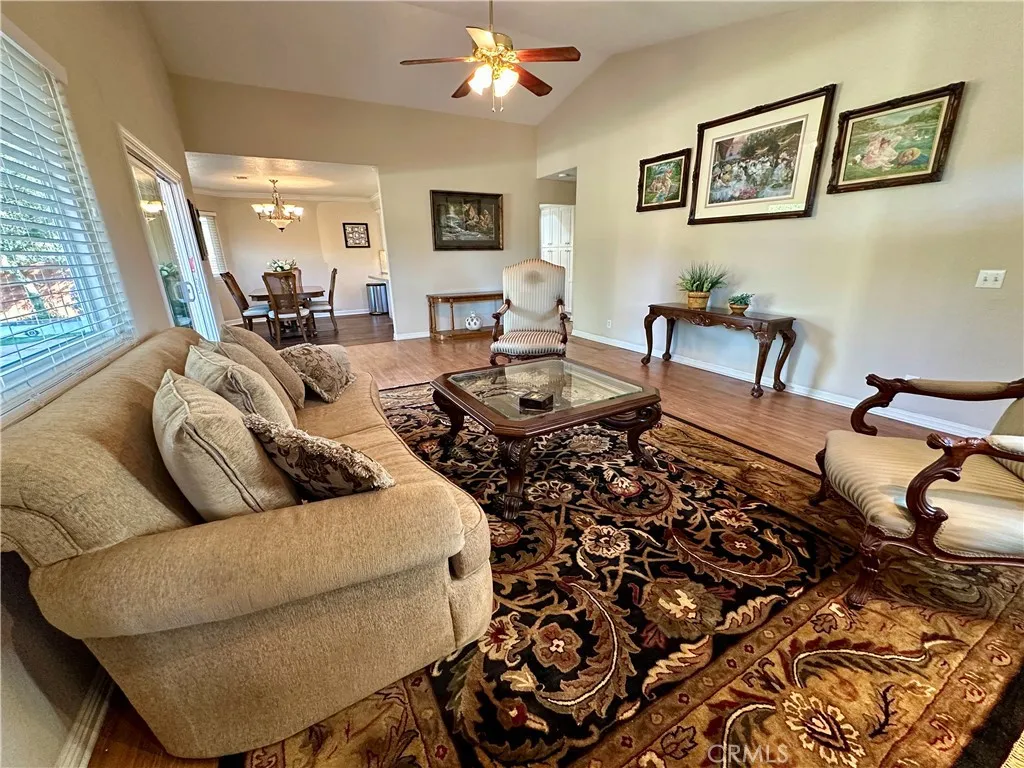 23856 Outrigger, Canyon Lake, California 92587 home-pic-27