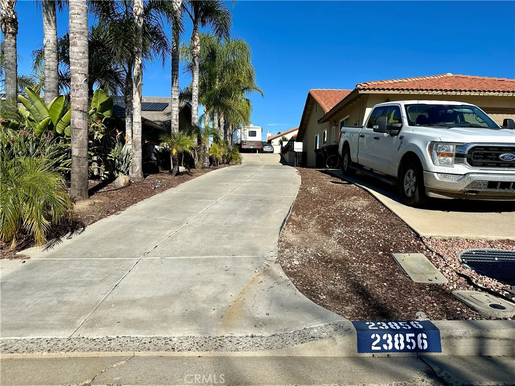 23856 Outrigger, Canyon Lake, California 92587 home-pic-59