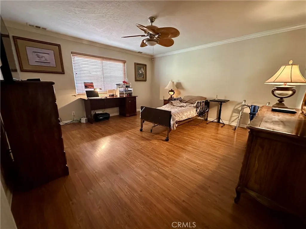 23856 Outrigger, Canyon Lake, California 92587 home-pic-40