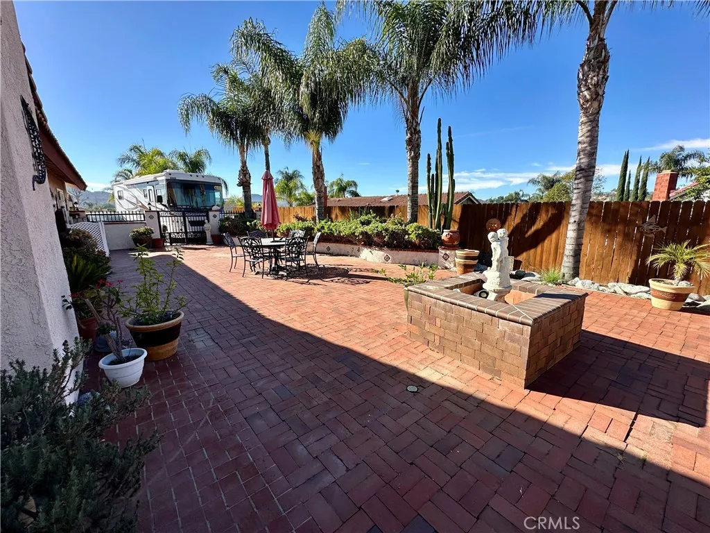 23856 Outrigger, Canyon Lake, California 92587 home-pic-12
