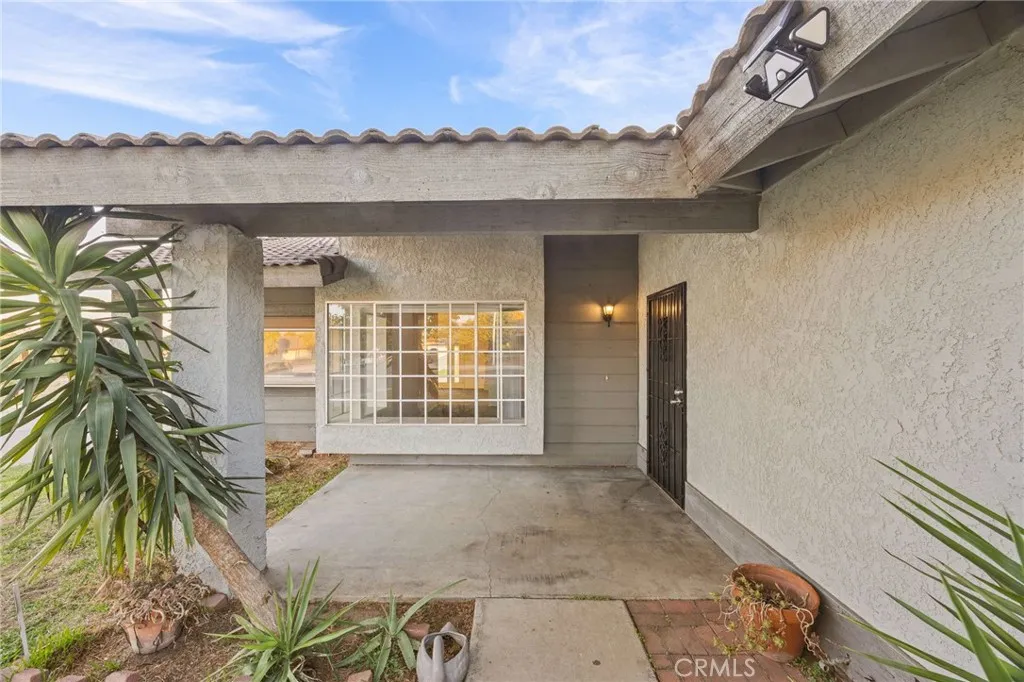 6540 30th, Jurupa Valley, California 92509 home-pic-5