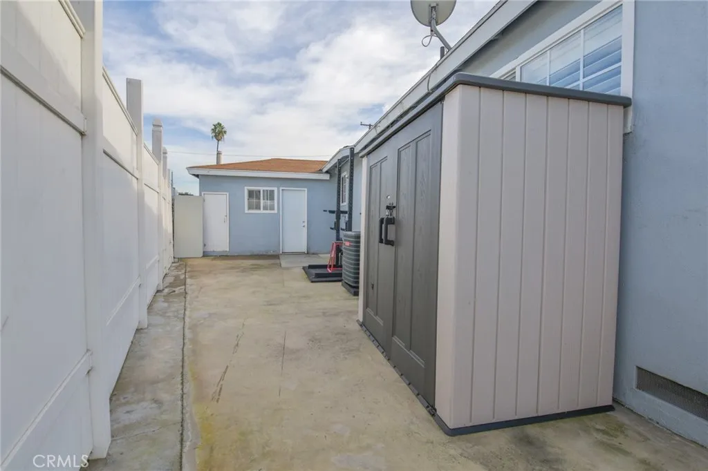 6805 Pioneer, Whittier, California 90606 home-pic-30