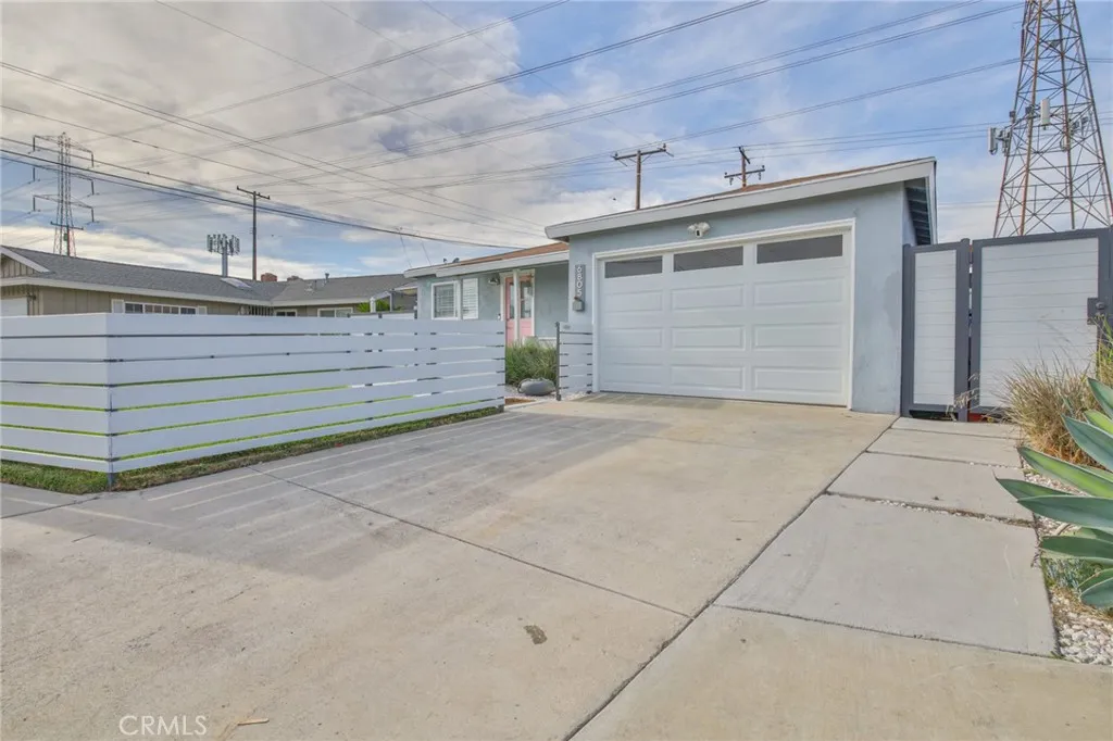6805 Pioneer, Whittier, California 90606 home-pic-40