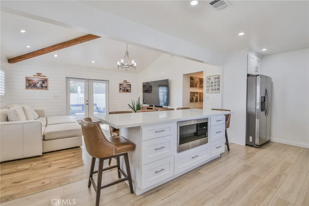 6805 Pioneer, Whittier, California 90606 home-pic-3