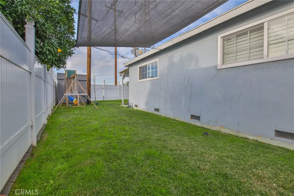 6805 Pioneer, Whittier, California 90606 home-pic-27