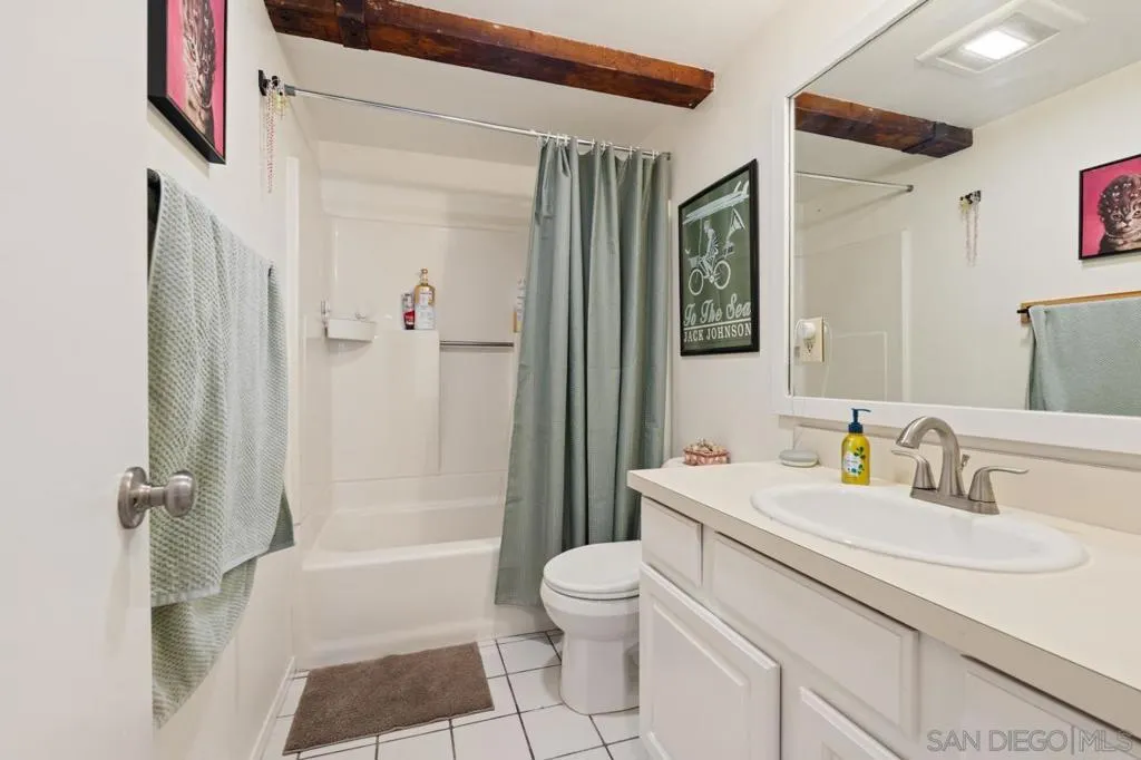 1042 Lincoln Ave, San Diego, California 92103 home-pic-39