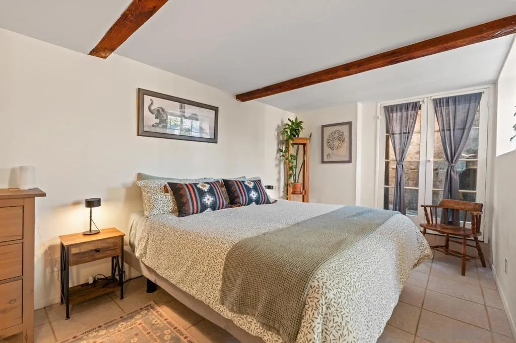 1042 Lincoln Ave, San Diego, California 92103 home-pic-31