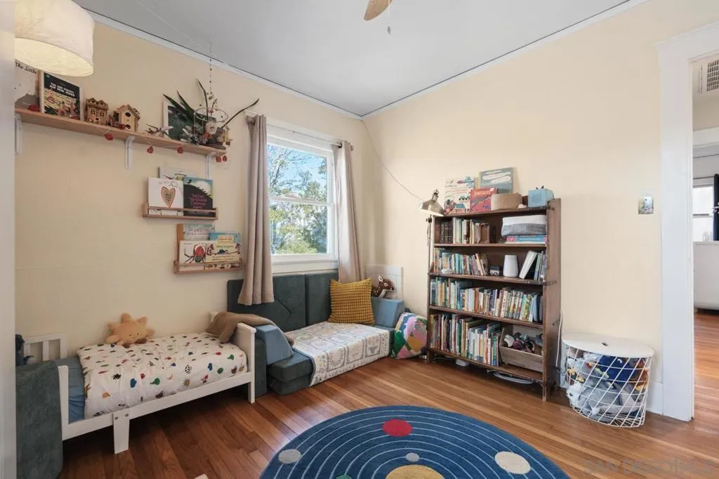 1042 Lincoln Ave, San Diego, California 92103 home-pic-20
