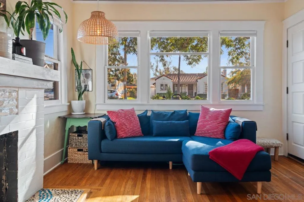 1042 Lincoln Ave, San Diego, California 92103 home-pic-14