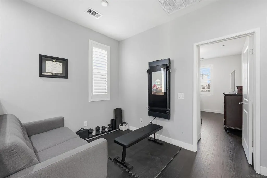 1740 San Eugenio, San Diego, California 92154 home-pic-16