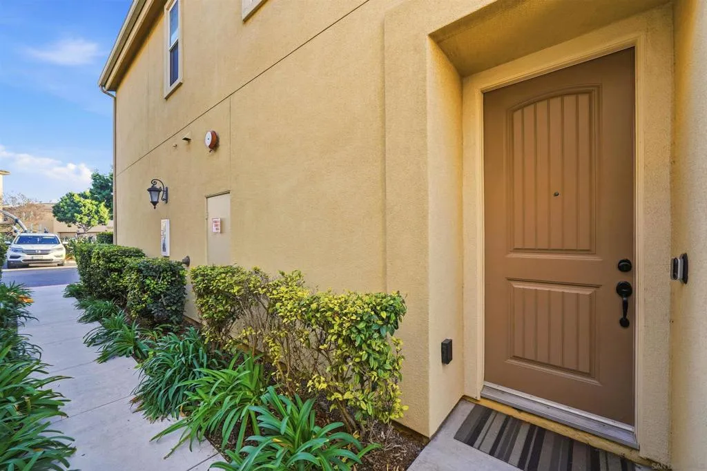 1740 San Eugenio, San Diego, California 92154 home-pic-3