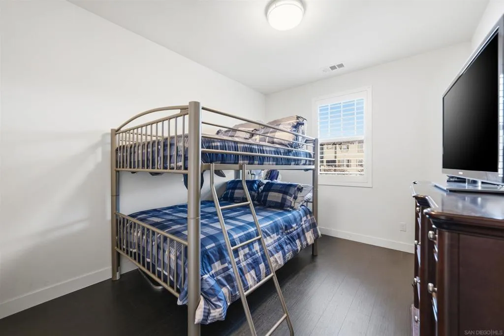 1740 San Eugenio, San Diego, California 92154 home-pic-20