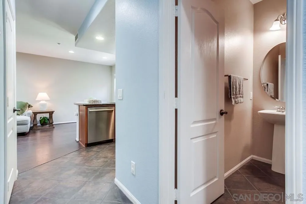 17022 Calle Trevino 13, San Diego, California 92127 home-pic-21