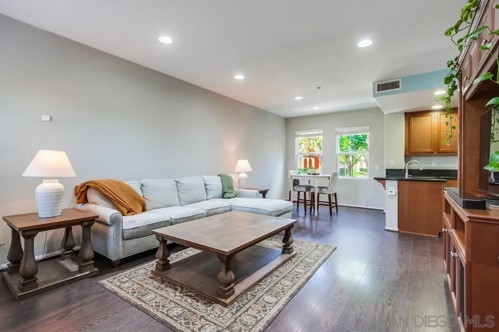 17022 Calle Trevino 13, San Diego, California 92127 home-pic-7