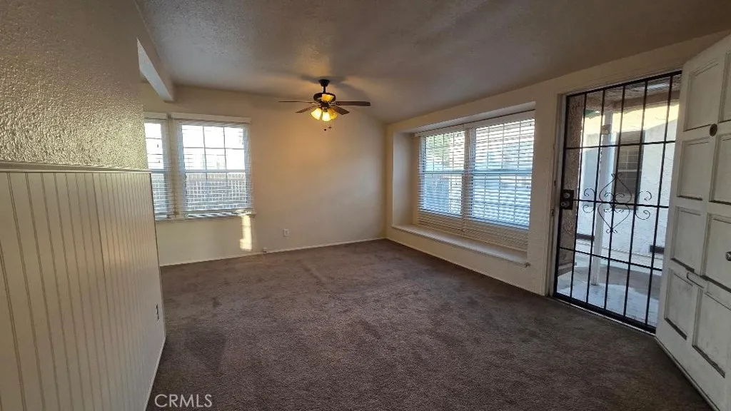 5831 Bonfair, Lakewood, California 90712 home-pic-9