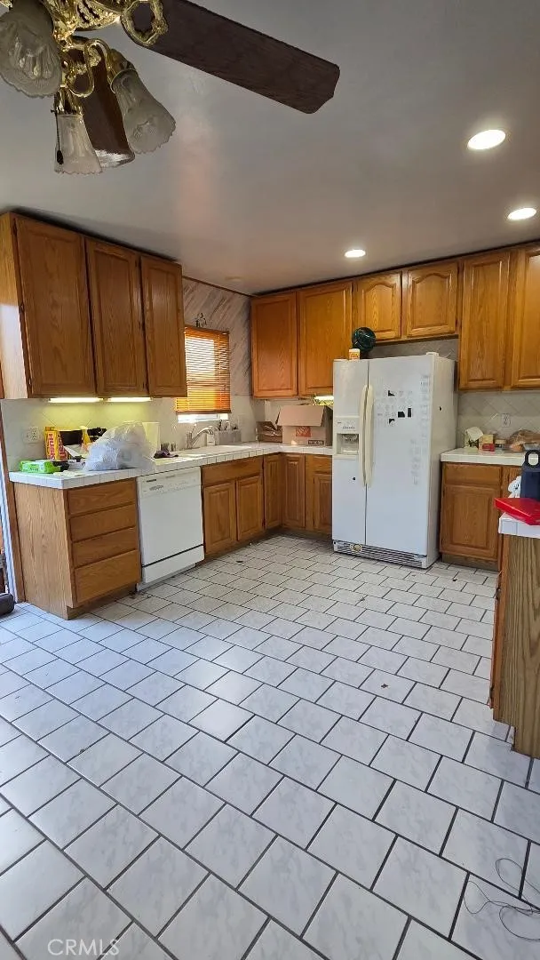 5831 Bonfair, Lakewood, California 90712 home-pic-7