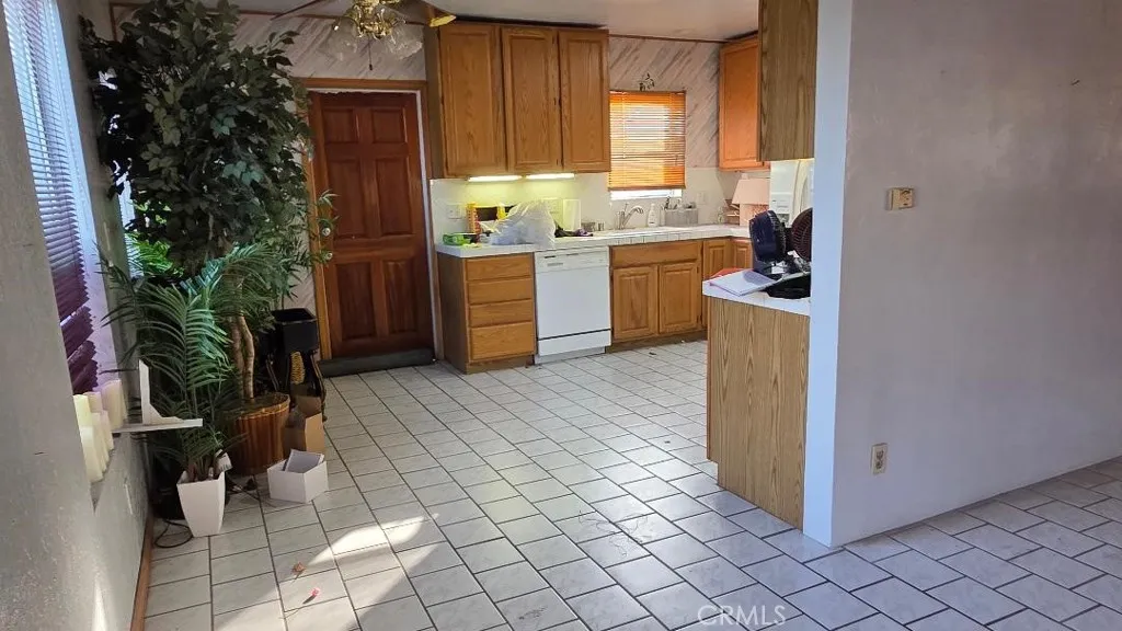 5831 Bonfair, Lakewood, California 90712 home-pic-6