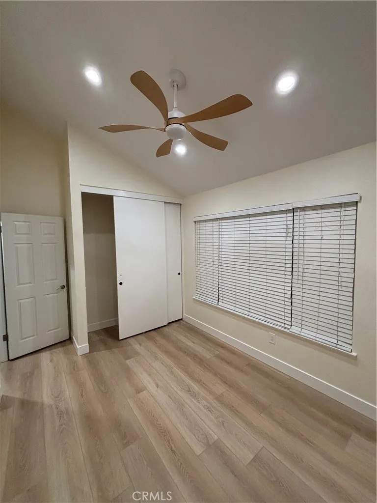 1127 Via Santiago, Corona, California 92882 home-pic-10