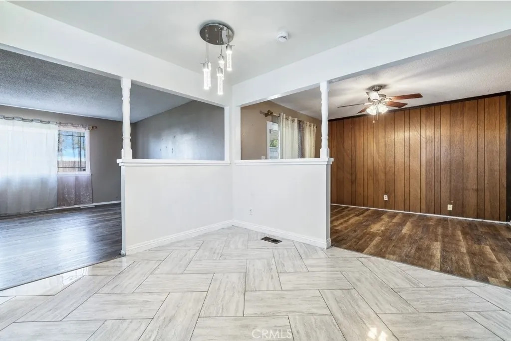 55097 E Carmen Ave, Fresno, California 93727 home-pic-8