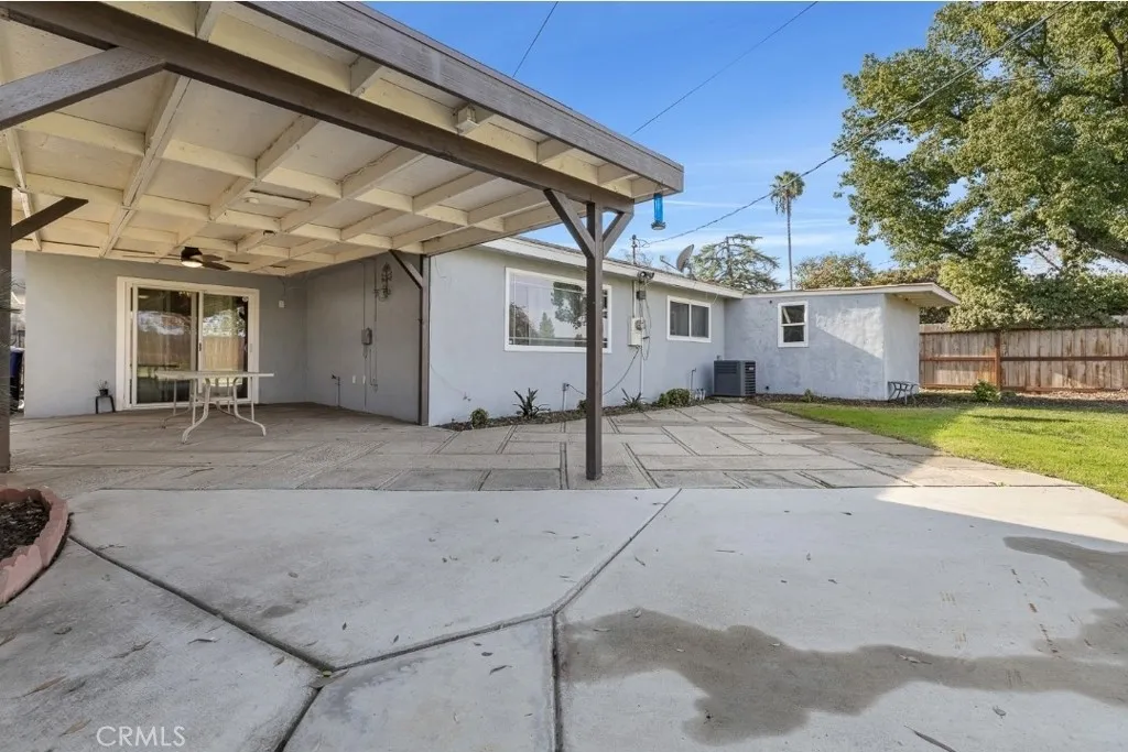 55097 E Carmen Ave, Fresno, California 93727 home-pic-20
