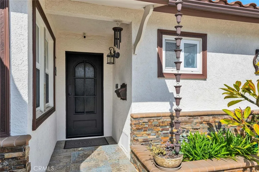 8021 Sterling, Huntington Beach, California 92646 home-pic-3