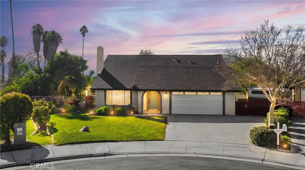 11196 Rogers Street, Riverside, California 92505 home-pic-0