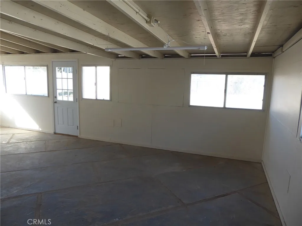 8277 Verbena, Riverside, California 92504 home-pic-20