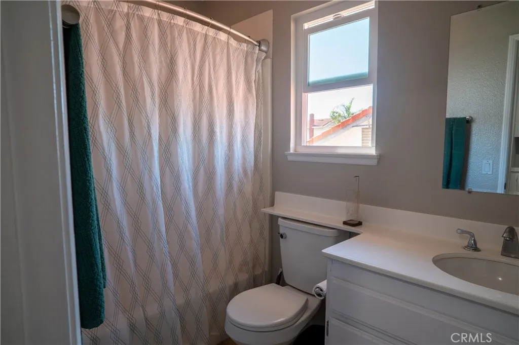 1454 Cresta, Corona, California 92879 home-pic-25