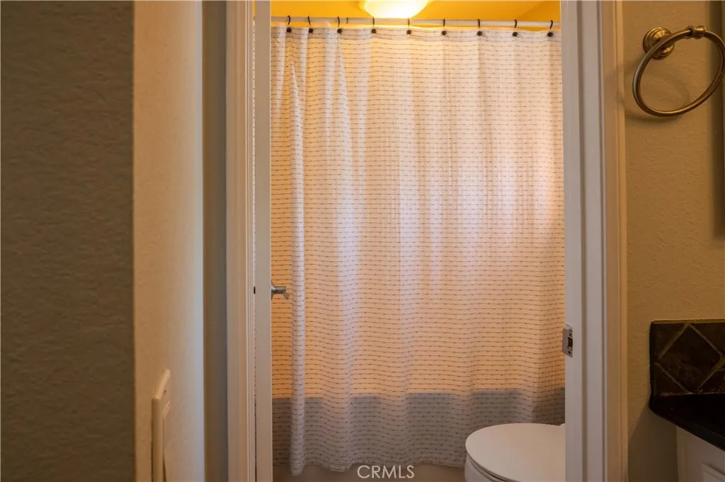 1454 Cresta, Corona, California 92879 home-pic-22