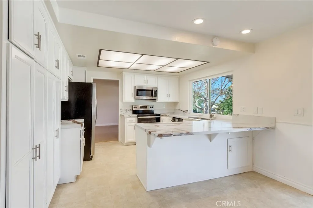 15750 Pounders, Riverside, California 92504 home-pic-17