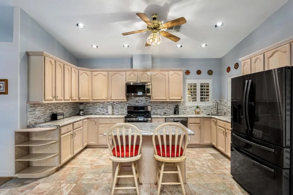 81641 Avenue 48 73, Indio, California 92201 home-pic-9