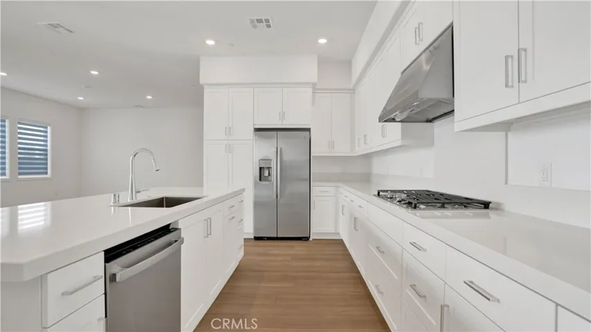 236 Knot, Irvine, California 92618