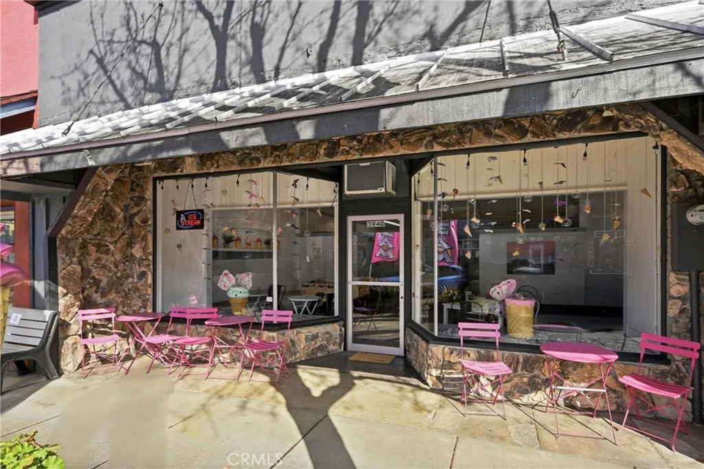 3940 Main