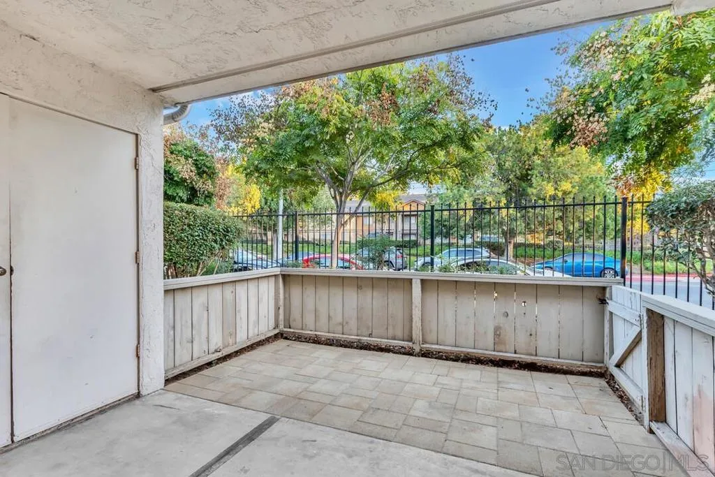 450 W Vermont Ave 105, Escondido, California 92025 home-pic-17