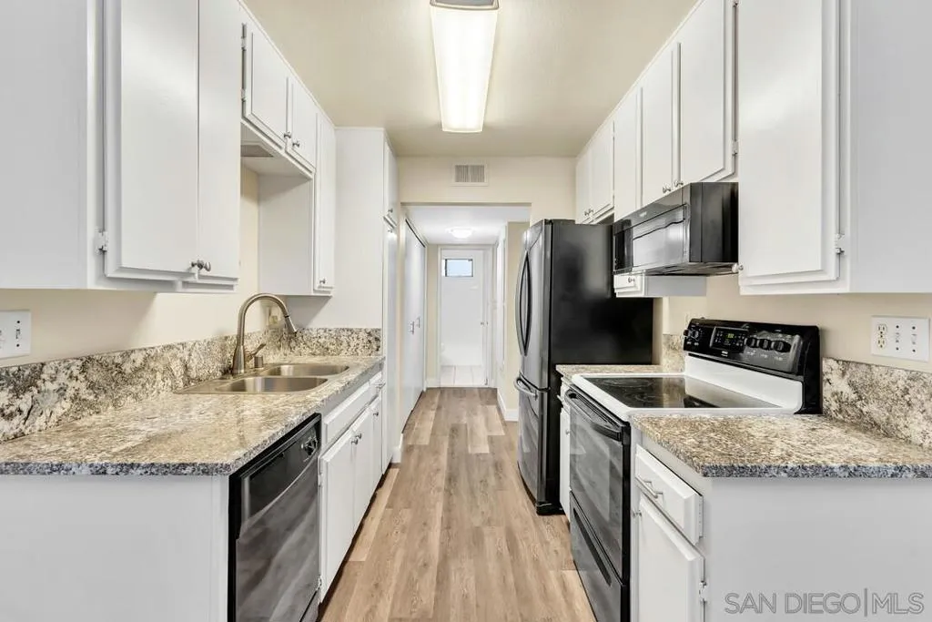 450 W Vermont Ave 105, Escondido, California 92025 home-pic-12