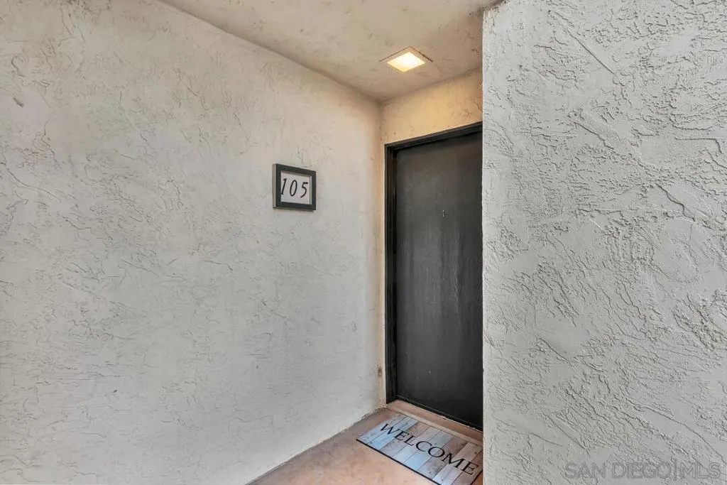 450 W Vermont Ave 105, Escondido, California 92025 home-pic-2