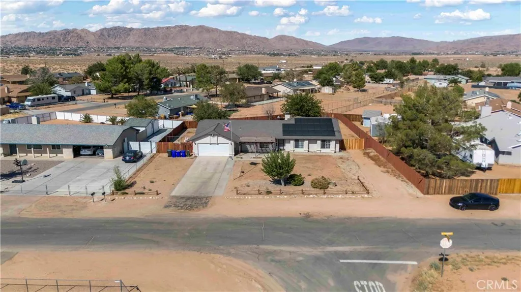 15189 Tonikan, Apple Valley, California 92307 home-pic-6