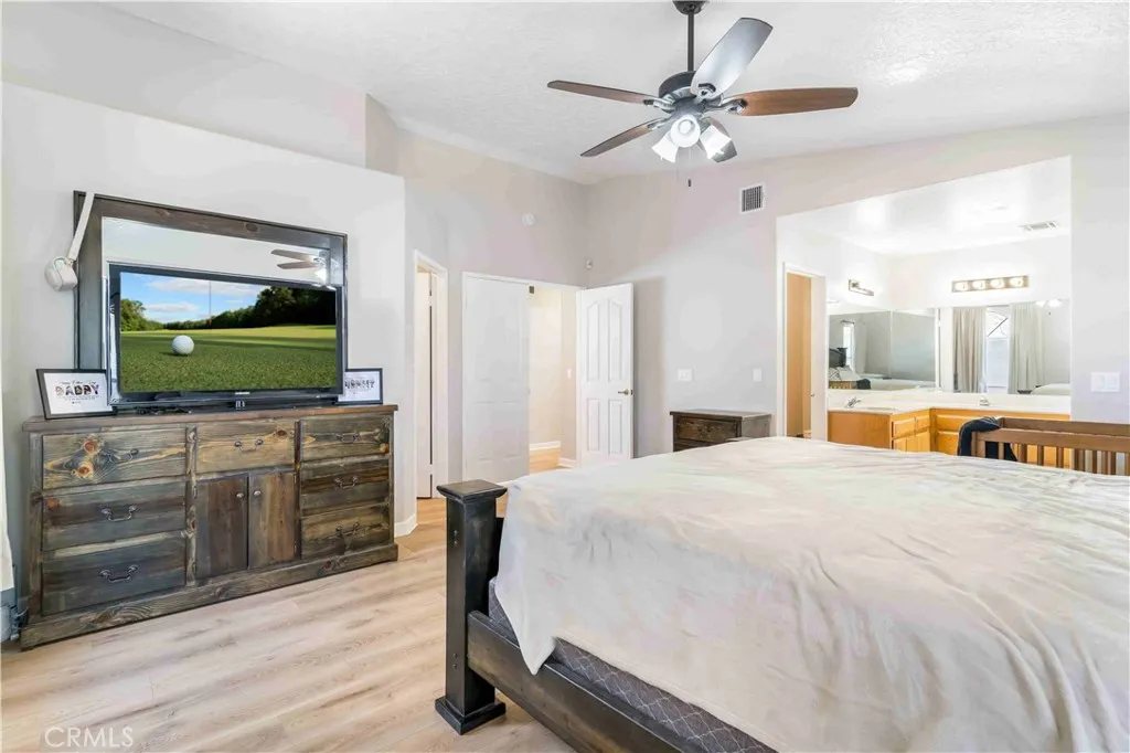 15189 Tonikan, Apple Valley, California 92307 home-pic-29