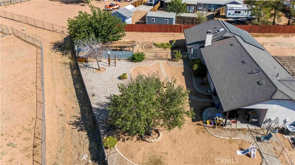 15189 Tonikan, Apple Valley, California 92307 home-pic-36