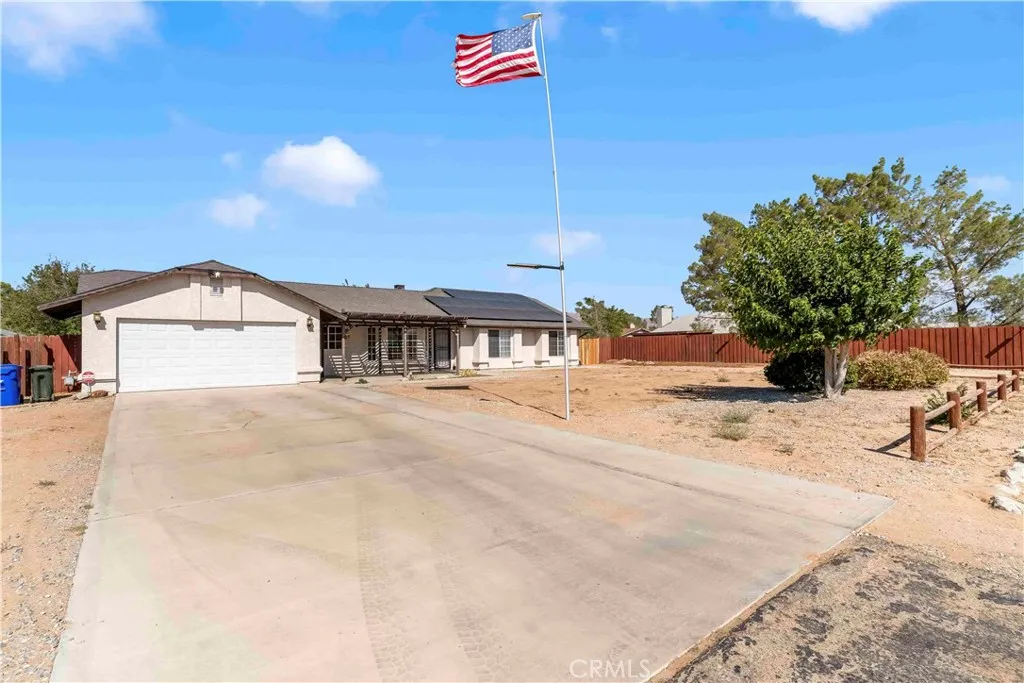 15189 Tonikan, Apple Valley, California 92307 home-pic-1