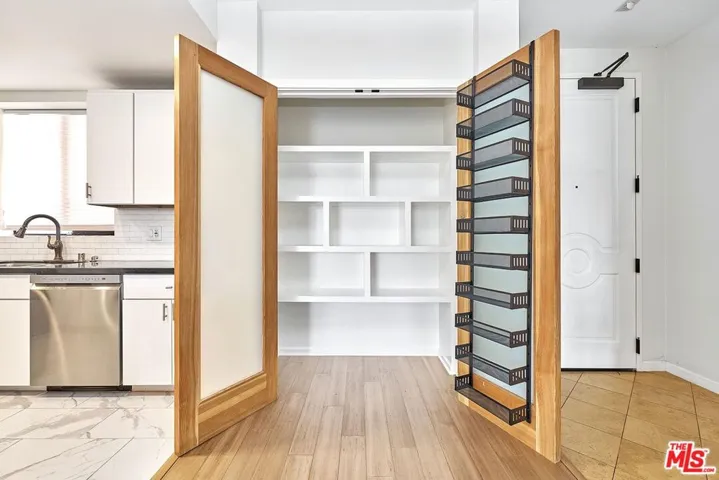 Large Pantry