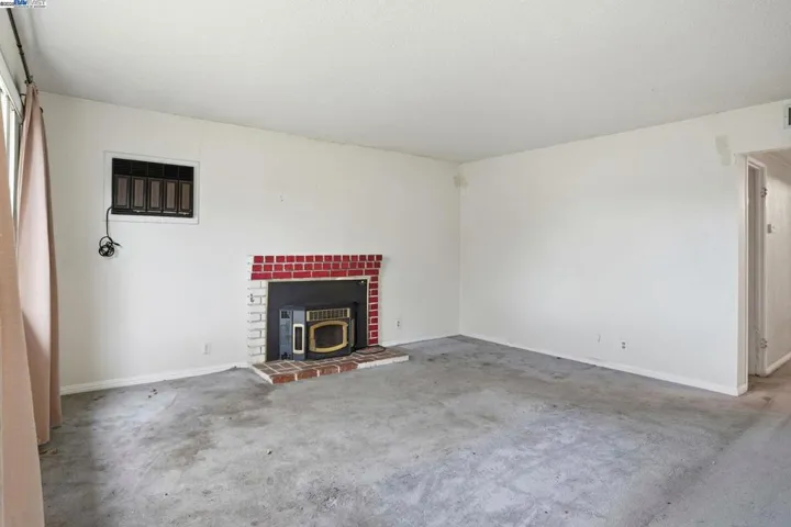 300 N Park Victoria Dr, Milpitas, California 95035