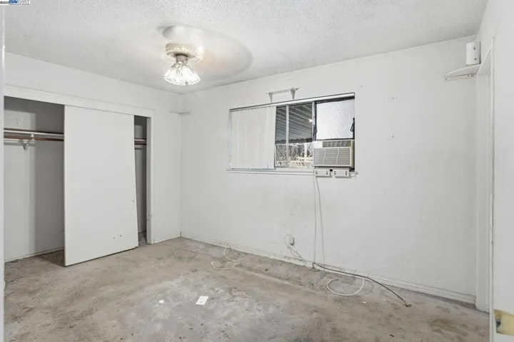 300 N Park Victoria Dr, Milpitas, California 95035