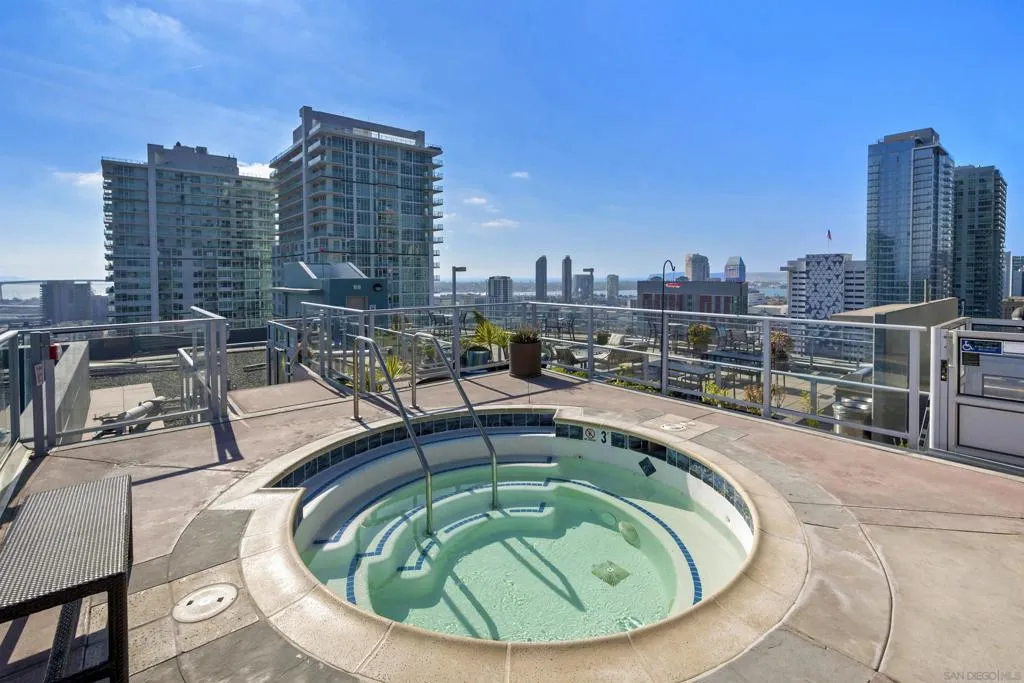 1080 Park Blvd 303, San Diego, California 92101 home-pic-23