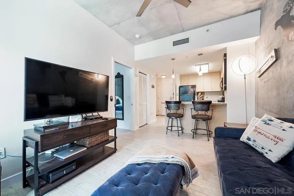 1080 Park Blvd 303, San Diego, California 92101 home-pic-7