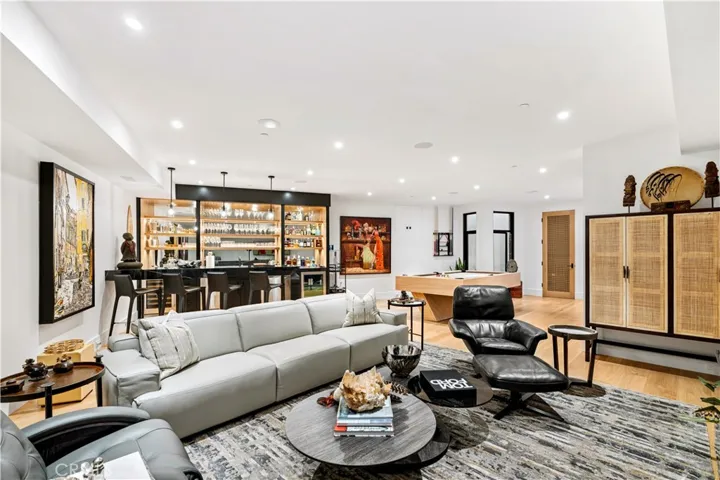 1521 Bayadere Terrace, Corona Del Mar, California 92625
