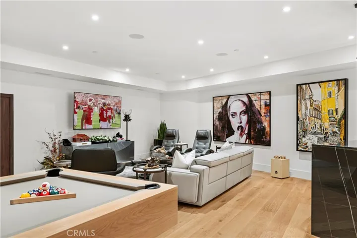 1521 Bayadere Terrace, Corona Del Mar, California 92625